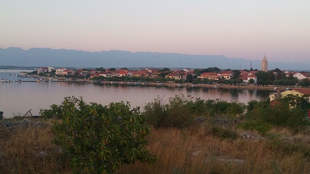 Apartment Anzotika Nin Εξωτερικό φωτογραφία
