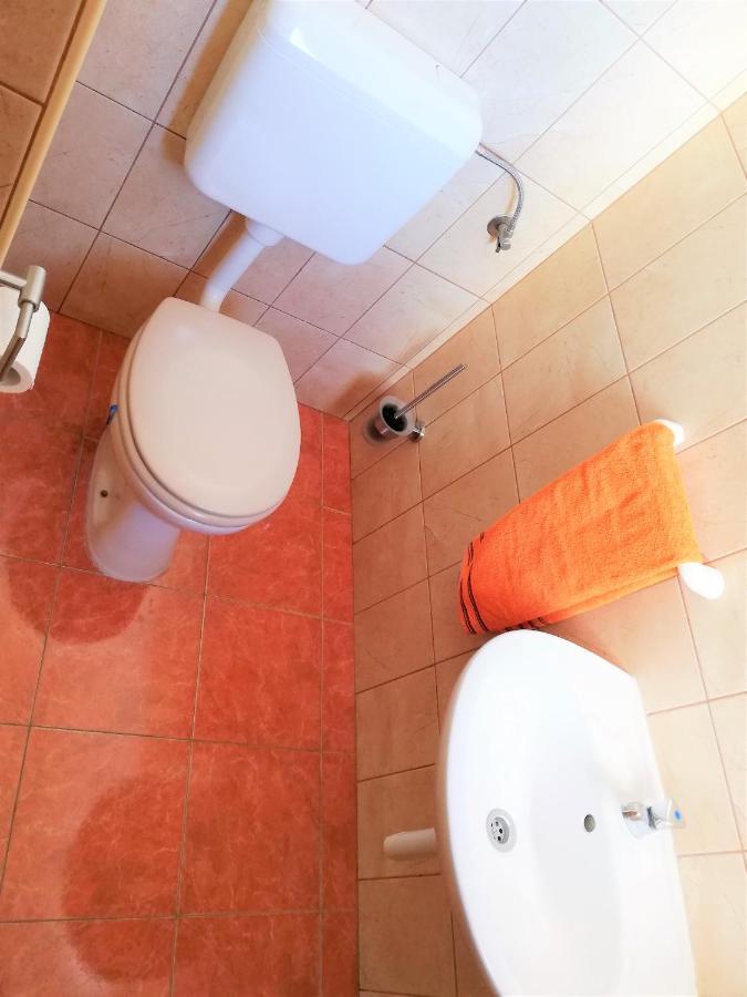 Apartment Anzotika Nin Εξωτερικό φωτογραφία